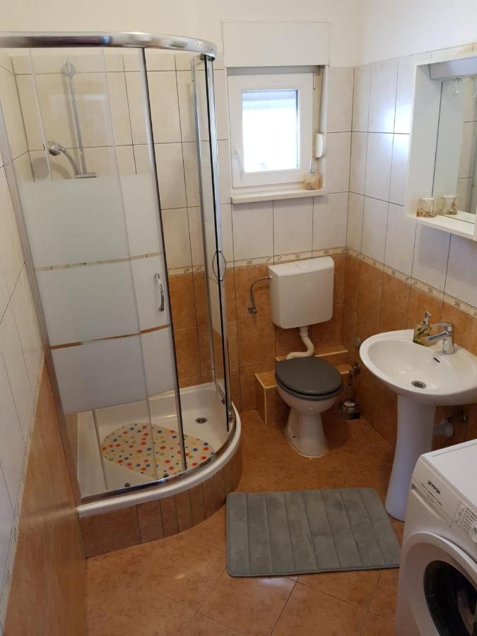 Apartment Andric Каштела Экстерьер фото