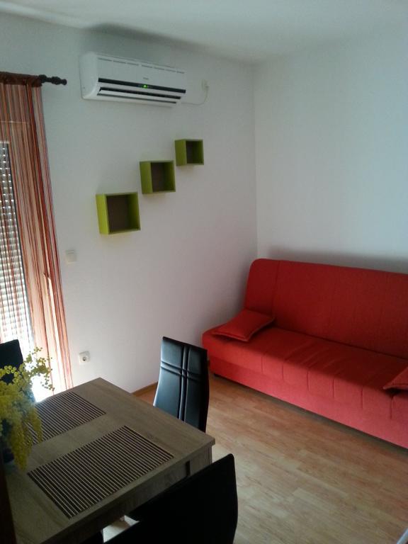 Apartment Andric Каштела Экстерьер фото